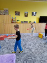 SLUNÍČKA - KDO S KOHO ZÁŘÍ 25-26 