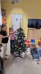 SMAJLÍCI - ZDOBENÍ STROMEČKU - PROSINEC 25-26