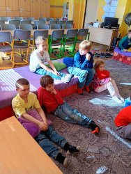 SLUNÍČKA - CELOROČNÍ PROJEKT - TRADIČNÍ ŘEMESLA V ČECHÁCH - TESAŘSTVÍ A TRUHLÁŘSTVÍ - BŘEZEN  25-26