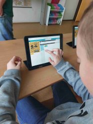SMAJLÍCI - KÓDOVÁNÍ STAR WARS - INFORMATIKA - DUBEN 23-24